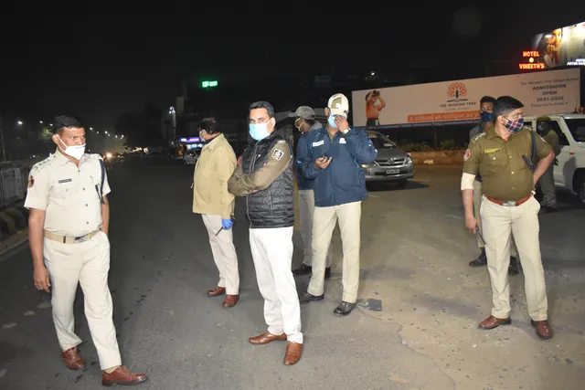 ଜିରୋ ନାଇଟ୍‌ ହେଲାନି : ସାରା ରାତି ସହରରେ ନାକାବନ୍ଦୀ, ବୋହିନେଲେ ମଦ