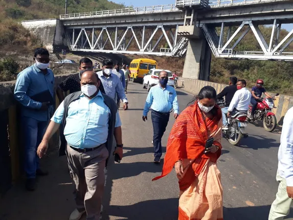 ରାୟଗଡ଼ା ଗସ୍ତରେ ପୂର୍ତ୍ତ ବିଭାଗ ମୁଖ୍ୟଯନ୍ତ୍ରୀ, ଅଧପନ୍ତରିଆ ଝଞ୍ଜାବତୀ ବ୍ରିଜ ସମ୍ପୂର୍ଣ୍ଣ ନେଇ କଲେ ସ୍ଥିତି ସମୀକ୍ଷା