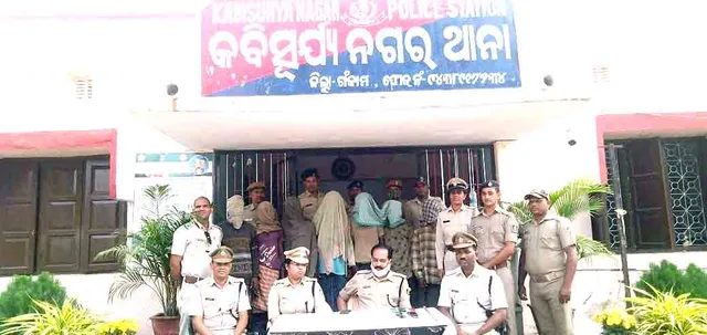 କବିସୂର୍ଯ୍ୟନଗର : ସୁନା ଅଳଙ୍କାର ଚୋରି ରାକେଟ୍‌ ଠାବ; ୭ ଗିରଫ, ୩୦୯ ଗ୍ରାମ୍ ସୁନା ଜବତ