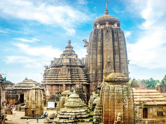 ମହାଶିବରାତ୍ରୀ : ଲିଙ୍ଗରାଜ ମନ୍ଦିରରେ ରାତି ୧୦ଟାରେ ଉଠିବ ମହାଦୀପ