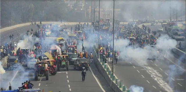 ଦିଲ୍ଲୀ ହିଂସା: ୨୦୦ ବିକ୍ଷୋଭକାରୀ ଅଟକ, ୩୦୦ ପୁଲିସ ଆହତ