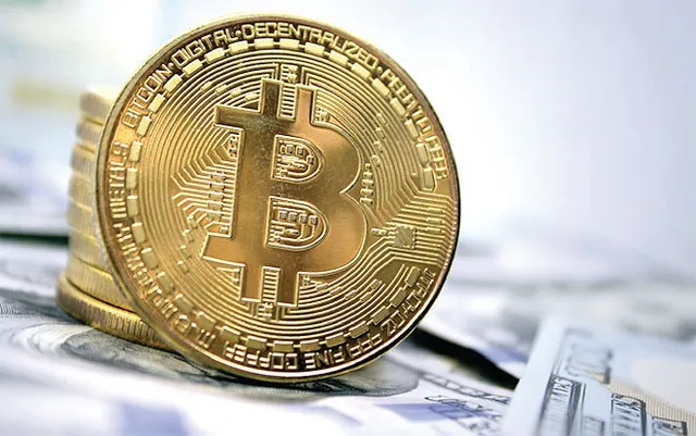 ବିଟକଏନ୍‌ ମୂଲ୍ୟ ୨୩ ଲକ୍ଷ ଟଙ୍କା ଟପିଲା