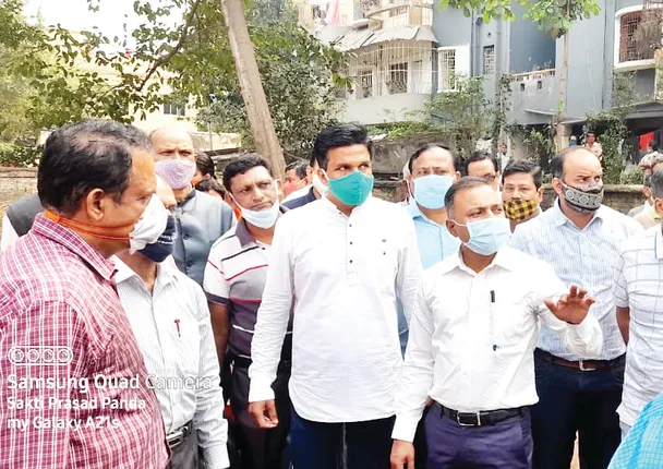 ବିଶ୍ବସ୍ତରୀୟ ହେବ ୟୁନିଟ୍‌-୪ ହାଟ