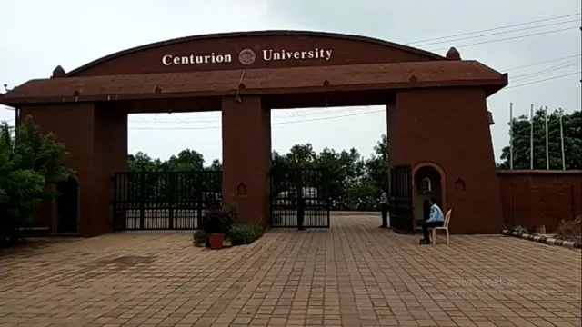 ଘରୋଇ ବିଶ୍ବବିଦ୍ୟାଳୟ ସିଏଫ୍‌ଓଙ୍କ ଜାଲିଆତି : ହିମାଂଶୁଙ୍କ ଆକାଉଣ୍ଟକୁ ଅଚଳ କଲା ପୁଲିସ