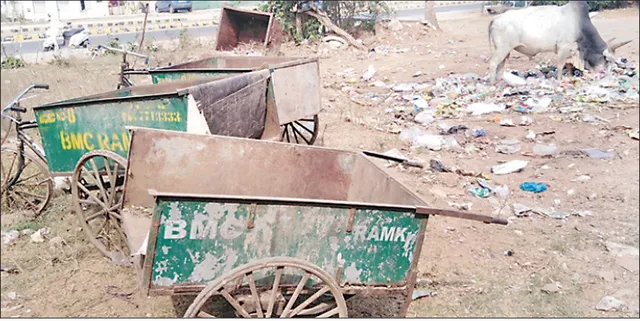 ନୀଳାଦ୍ରିବିହାରରେ ସ୍ବଚ୍ଛତାର ନଗ୍ନ ରୂପ: ଝାଡ଼ୁ ମରା ହେଉଛି, ଅଳିଆ ଉଠୁନି