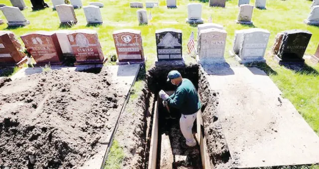 ଆମେରିକାରେ କରୋନା ମୃତ୍ୟୁର ତାଣ୍ଡବ: ସପ୍ତାହକରେ ୨୨ ହଜାର ମୃତ, ଦୈନିକ ମୃତ୍ୟୁରେ ନୂଆ ବିଶ୍ବ ରେକର୍ଡ