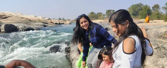 ଘୋଘର ନଦୀରେ  ନିଖୋଜ ହୋଇ ଯାଇଥିବା ଯୁବତୀଙ୍କ ମୃତଦେହ ଉଦ୍ଧାର 