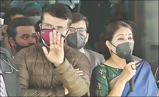 ହସ୍ପିଟାଲରୁ ବାହାରିଲେ ଗାଙ୍ଗୁଲି