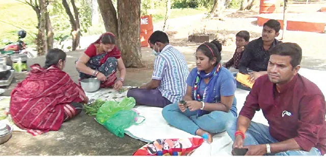 ଉଦ୍ଭିଦ ଉଦ୍ୟାନରେ ବଣଭୋଜି ଆ‌ରମ୍ଭ, ପ୍ରଥମ ଦିନରେ ଖାଁ ଖାଁ