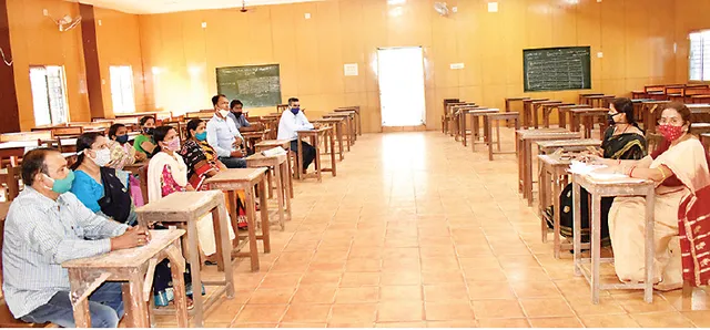 ରାଜଧାନୀରେ ଆଜି ଖୋଲିବ ସ୍କୁଲ: ତଦାରଖ ପାଇଁ ଗଢ଼ା ହେଲା ସ୍କ୍ବାଡ୍‌, ୯ଟା ୩୦ରେ ପହଞ୍ଚିବେ ଶିକ୍ଷକଶିକ୍ଷୟିତ୍ରୀ