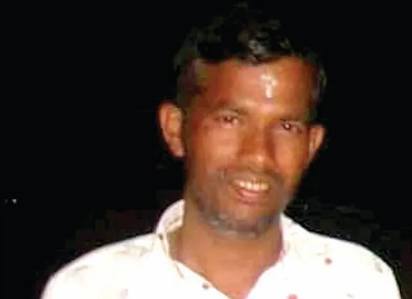 ହାଇଦ୍ରାବାଦରେ ୩ ମହଲା କୋଠାରୁ ଖସି ଓଡ଼ିଆ ଶ୍ରମିକଙ୍କ ମୃତ୍ୟୁ; ୧୨ଦିନ ତଳେ ଯାଇଥିଲେ, ଗାଁରେ ପହଞ୍ଚିଲା ଶବ 