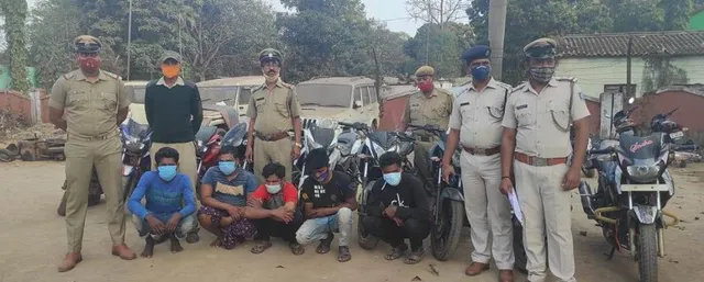 ପୁଲିସ ହାତରେ ଚୋରା ବାଇକ ଗ୍ୟାଙ୍ଗ