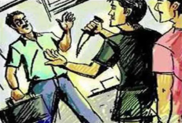 ଭୁଜାଲି ଦେଖାଇ ଲୁଟିନେଲେ ଟଙ୍କା, ଫୋନ୍‌