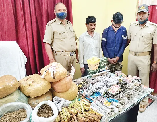 ରାଜଧାନୀରୁ ବିପୁଳ ଗଞ୍ଜେଇ ସିଗାରେଟ୍ ଜବତ, ୨ ଗିରଫ