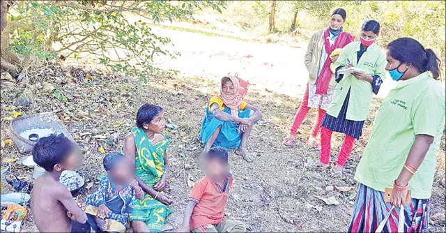 ଦାରିଦ୍ର୍ୟ ପାଇଁ ସୋମନାଥଙ୍କ ଆତ୍ମହତ୍ୟା ଘଟଣା : ଗଛତଳେ ଏବେ ଖିଲ ପରିବାର