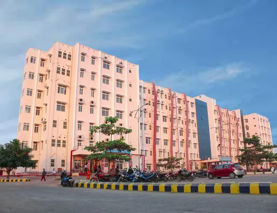 ଜିଲ୍ଲା ମୁଖ୍ୟ ଚିକିତ୍ସାଳୟ ସମ୍ମୁଖରେ ପୁଣି ନବଜାତ ଶିଶୁ ଫିଙ୍ଗା ହେଲା