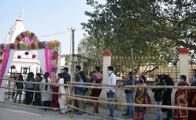 ସମ୍ବଲପୁର: ୨୮୬ ଦିନ ପରେ ଭକ୍ତଙ୍କୁ ଦର୍ଶନ ଦେଲେ ମାଁ ସମଲେଶ୍ବରୀ