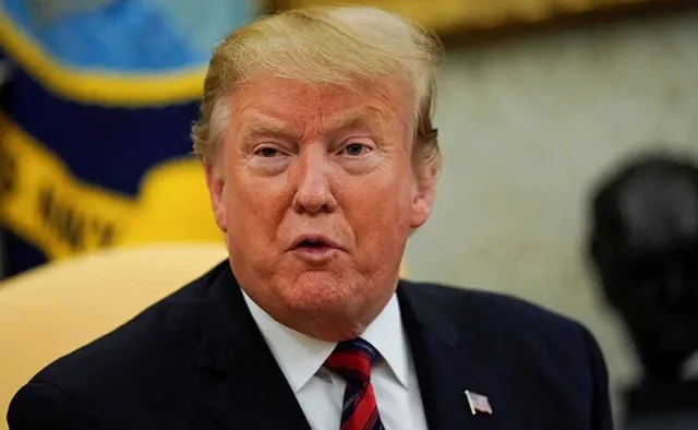 ଟ୍ରମ୍ପଙ୍କ ଝଟକା: ଗ୍ରୀନ୍ କାର୍ଡ ଏବଂ ନିଯୁକ୍ତି ଭିସା ଉପରେ ଲାଗିଥିବା ପ୍ରତିବନ୍ଧକ ମାର୍ଚ୍ଚ ୩୧କୁ ବୃଦ୍ଧି