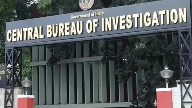 ନିଜ ଅଧିକାରୀଙ୍କ ଘରେ ଚଢ଼ାଉ କଲା ସିବିଆଇ