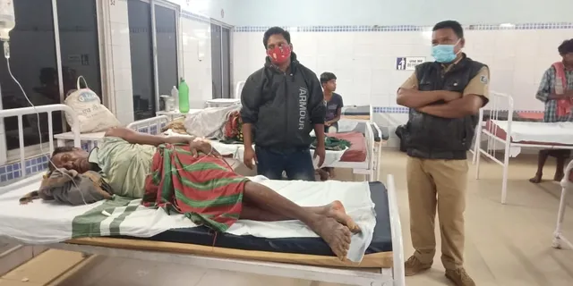 ଶୋକ ବାର୍ତ୍ତା ଦେଇ ଘରକୁ ଫେରୁଥିବା ବେଳେ ଆକ୍ରମଣ କଲା ଭାଲୁ, ବୃଦ୍ଧ ଗୁରୁତର