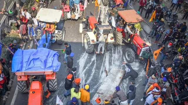 ଟ୍ରାକ୍ଟର ପରେଡରେ ହିଂସା ଘଟଣା: ଆନ୍ଦୋଳନରୁ ନିଜକୁ ଅଲଗା କଲା ଏଆଇକେଏସସିସି ଏବଂ ବିକେୟୁ