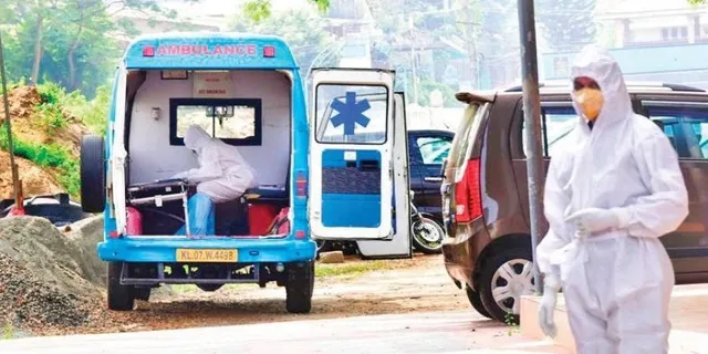 ଆମ୍ବୁଲାନ୍ସରେ ପିପିଇ କିଟ୍ ପିନ୍ଧି ଷ୍ଟାଫ ନର୍ସ ପରୀକ୍ଷା ଦେଲେ କରୋନା ଆକ୍ରାନ୍ତ