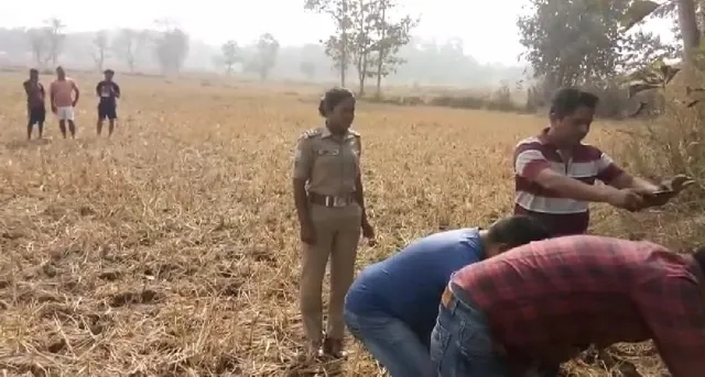 ପୋଖରୀ ପାର୍ଶ୍ଵରୁ ଶିଶୁର ମୃତଦେହ ଉଦ୍ଧାର