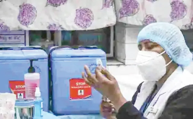 ଟିକା ନେବାକୁ ସ୍ବାସ୍ଥ୍ୟକର୍ମୀ ଅମଙ୍ଗ କାହିଁକି?