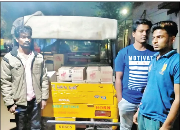 ବିଦେଶୀ ମଦ ବୋଝେଇ ଅଟୋ ଜବତ, ୩ ଗିରଫ