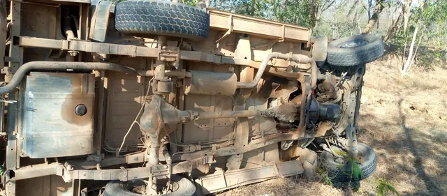 ଓଲଟିଲା ୧୦୨ ଆମ୍ବୁଲାନ୍ସ,ଅଳ୍ପକେ ବର୍ତ୍ତିଲେ ଚାଳକ