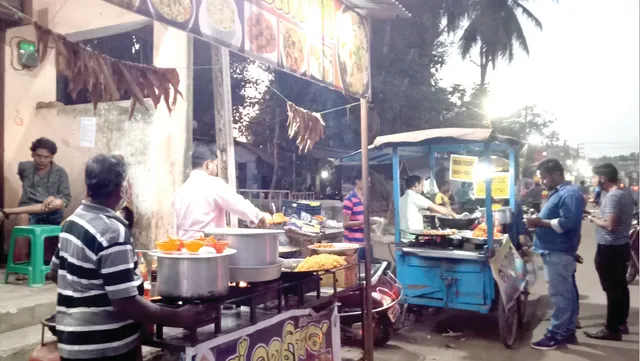 ବେସରକାରୀ ହିସାବରେ ଖୋଲିଛି ମାଳମାଳ ଦୋକାନ, ଭଞ୍ଜନଗରରେ ୫୭ଜଣଙ୍କୁ ହୋଟେଲ୍, ଫାଷ୍ଟଫୁଡ୍ ଲାଇସେନ୍ସ୍