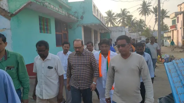 ବସ୍ ଟ୍ରାଜେଡିକୁ ପୂରିବ ବର୍ଷେ: ଡଙ୍କଲପାଡ଼ୁରେ ବିଜେପି ଟିମ୍, ଆହତଙ୍କ ପରିବାର ସଦସ୍ୟଙ୍କୁ ଚାକିରି ଦିଆଯାଉ