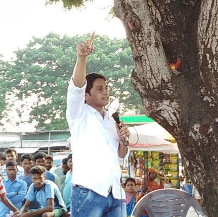 ସାମ୍ବାଦିକ ଏବଂ ସମାଜସେବୀଙ୍କୁ ଟାର୍ଗେଟ କଲେ ନକ୍ସଲ