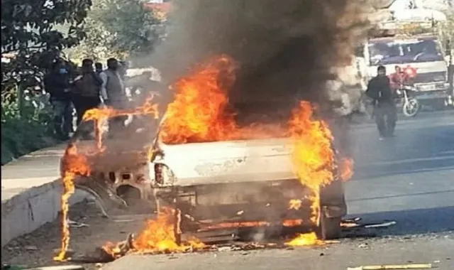 ଦେଢ଼ କୋଟି ଟଙ୍କା ନେଇ ଯାଉଥିବାବେଳେ କାରରେ ଲାଗିଗଲା ନିଆଁ, ଆଉ ତା ପରେ କଣ ହେଲା ଜାଣନ୍ତୁ