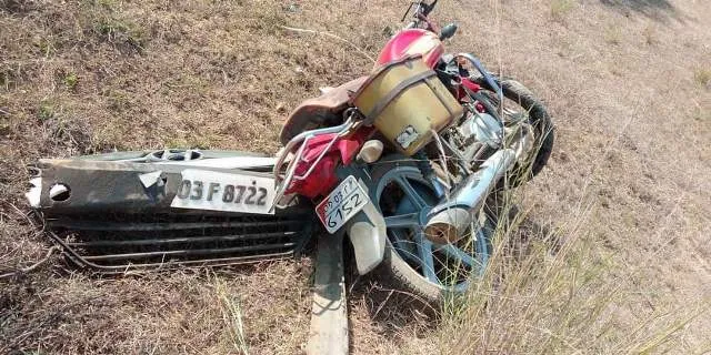 କାର୍‌-ବାଇକ ମୁହାମୁହିଁ ଧକ୍କା, ଜଣେ ମୃତ; ସଇନ୍ତଳାରେ ଶବ ରଖି ରାସ୍ତାରୋକ