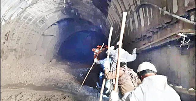 ଗୋଟିଏ ଫୋନ୍‌ କଲ୍‌ରେ ବଞ୍ଚିଗଲା ୧୨ ଜୀବନ