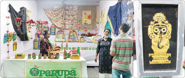 ଖଦି ବଜାରରେ ପିପିଲି ଚିତ୍ରକଳାର ଚମକ, ଆକର୍ଷଣ ପାଲଟିଛି ନଡ଼‌ାରୁ ତିଆରି ଫଟୋଚିତ୍ର