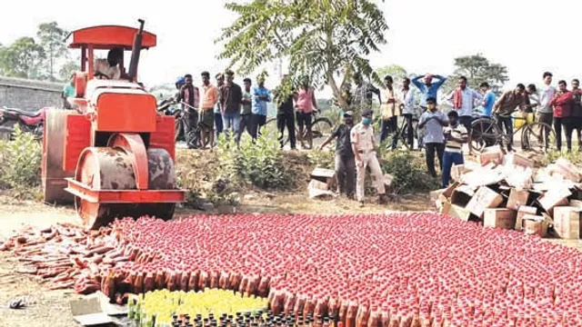 ଜବତ ନକଲି ସାମଗ୍ରୀ ମାଟିରେ ମିଶିଲା