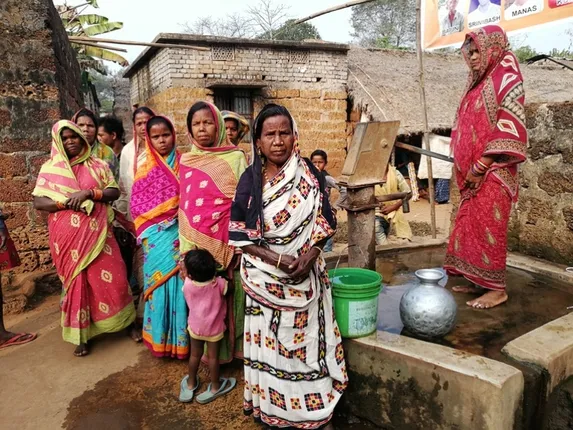 କନ୍ତପହଁରା ପଞ୍ଚାୟତରେ ପାନୀୟଜଳ ସମସ୍ୟା ଉତ୍କଟ; ଆଦିବାସୀ ସାହି ବାସିନ୍ଦାଙ୍କ ଆନ୍ଦୋଳନ ଚେତାବନୀ