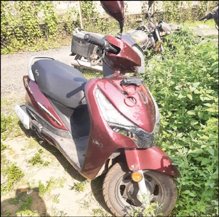 ଝରାଫୁଲ ମୃତ୍ୟୁ ଘଟଣା : ୯ ଦିନ ପରେ ମିଳିଲା ସ୍କୁଟର, ସହଯୋଗୀ ଶେଖରର ପତ୍ତା ମିଳୁନି