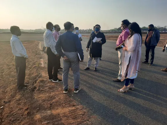 ନିର୍ମାଣାଧୀନ ଜୟପୁର ଏୟାରଷ୍ଟ୍ରିପର ତଦାରଖ କଲେ ଦକ୍ଷିଣାଂଚଳ ଆରଡିସି