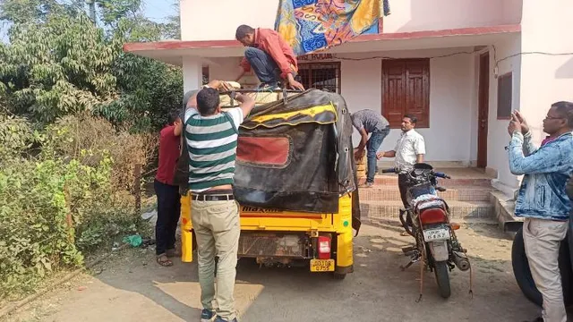 ନୂଆ ତରିକାରେ ଚାଲାଣ: ୯ଲକ୍ଷରୁ ଉର୍ଦ୍ଧ୍ବ ଟଙ୍କାର ଗଂଜେଇ, ଅଟୋ ଜବତ