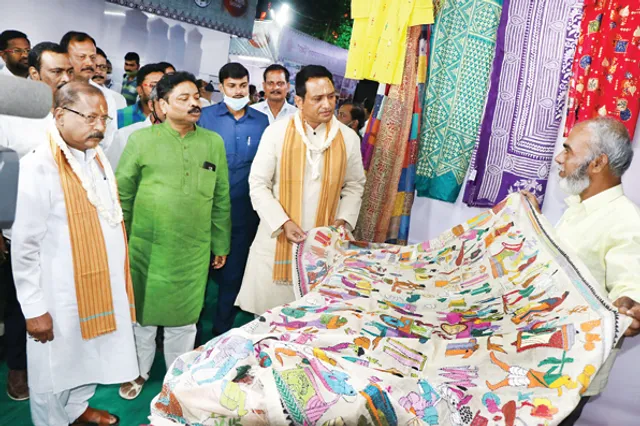 ରାଜ୍ୟସ୍ତରୀୟ ଖଦି ଓ ଗ୍ରାମୋଦ୍ୟୋଗ ପ୍ରଦର୍ଶନୀ : ଖଦିକୁ ଅନୁସରଣ କଲେ ମହାତ୍ମାଙ୍କୁ ପାଇବା