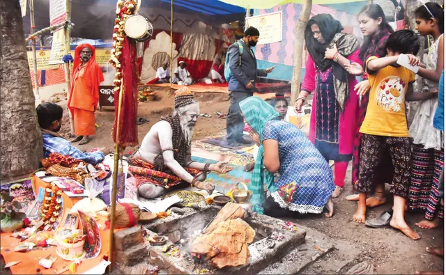 ଖଣ୍ଡଗିରି କୁମ୍ଭମେଳା: ଯଜ୍ଞବେଦିରେ ଲାଗିଲା ବୈଷ୍ଣବ ଅଗ୍ନି, ନବଦିନାତ୍ମକ ଯାତ୍ରାରେ ବାହାରିଲେ ଜଗନ୍ନାଥ