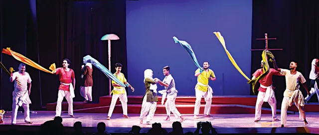 ‘କଳିଙ୍ଗ ବହୁଭାଷୀ ନାଟ୍ୟ ମହୋତ୍ସବ’ ଉଦ୍‌ଘାଟିତ