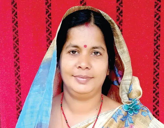 ଆର୍ଥିକ ମାନଦଣ୍ଡ ବୃଦ୍ଧିରେ ସହାୟକ ହୋଇଛନ୍ତି ମାଧୁରୀ ମହାରଣା