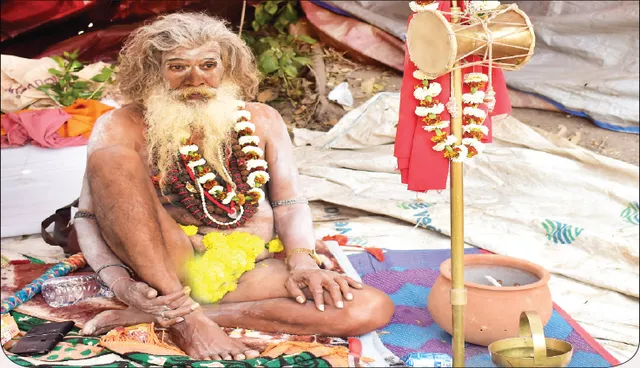 ନିଆରା ନାଗା ସନ୍ନ୍ୟାସୀ ମହନ୍ତ ମୋହନ ଗିରି, ଆଜନ୍ମ ବ୍ରହ୍ମଚର୍ଯ୍ୟ ପାଳନ କରିଛନ୍ତି