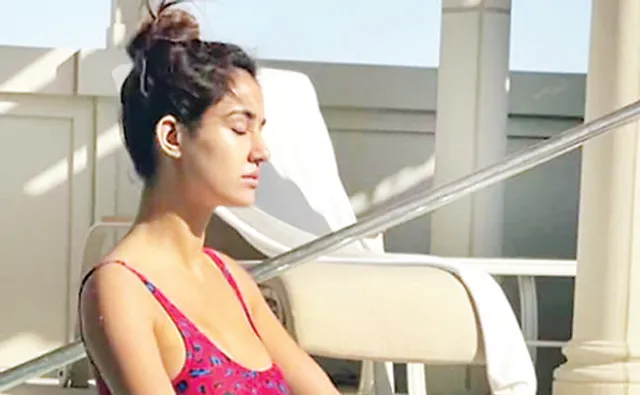 ଦିଶାଙ୍କ ସୂର୍ଯ୍ୟସ୍ନାନ