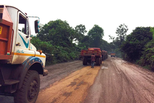 ଚୋରା ଲୁହାପଥର ଜବତ ଘଟଣା : ଦୁଇ ପରିବହନ ସଂସ୍ଥାକୁ କାରଣ ଦର୍ଶାଅ ନୋଟିସ୍‌