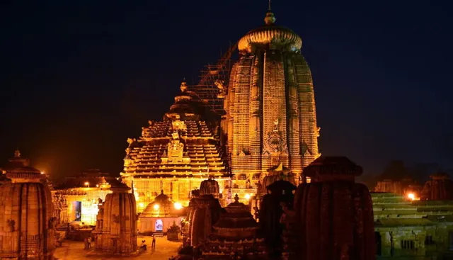 ଶ୍ରୀଲିଙ୍ଗରାଜଙ୍କ ଶିବରାତ୍ରୀ ଆୟୋଜନକୁ ଅନୁମତି ଦେଲା ବିଏମ୍‌ସି; ୬୦ ବର୍ଷରୁ ଊର୍ଦ୍ଧ୍ବ  ଓ ୧୨ ବର୍ଷରୁ କମ୍ ବୟସ୍କଙ୍କୁ ମନ୍ଦିର ମନା